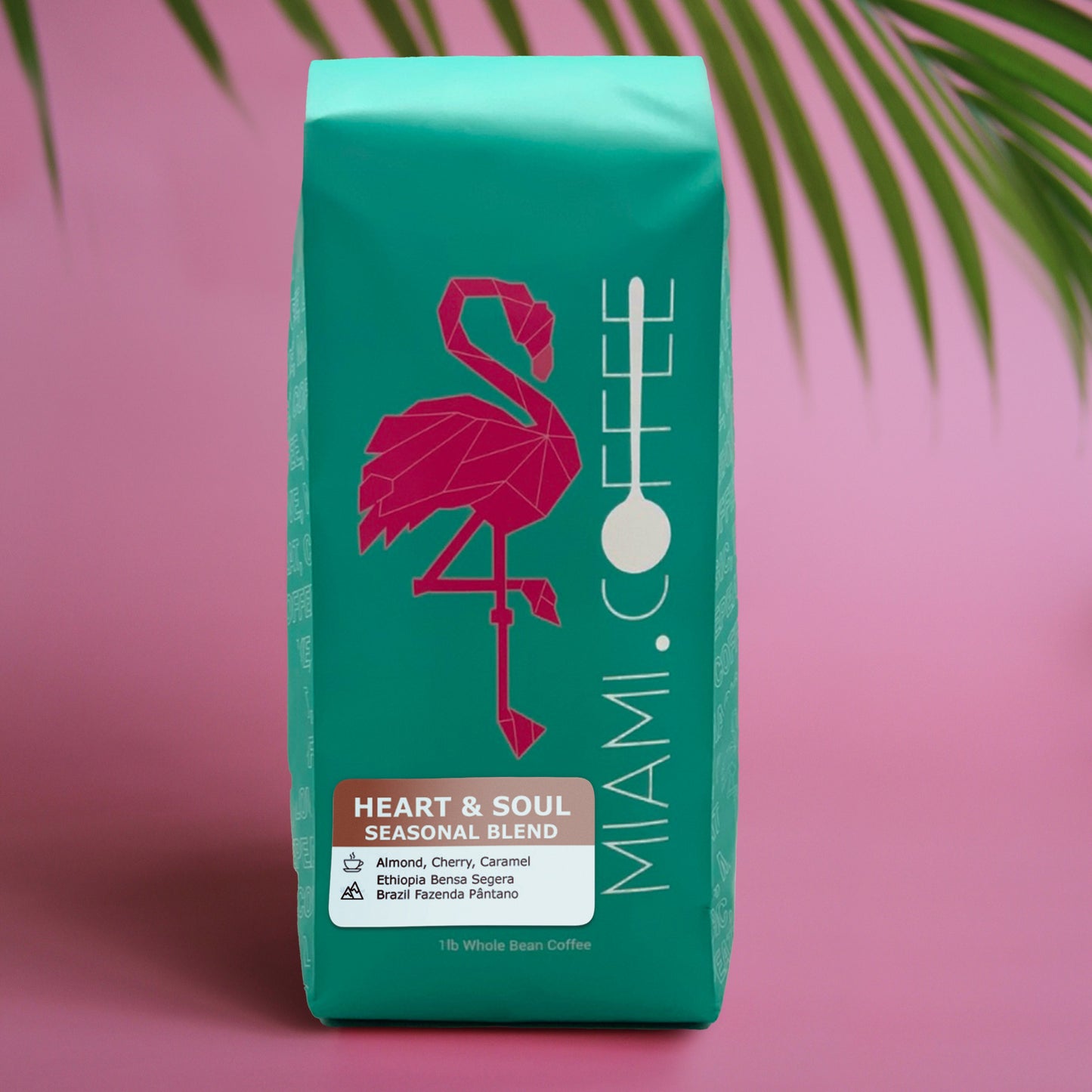 Miami (punto) Coffee Heart & Soul Mezcla de temporada, bolsa de 16 oz. Orígenes: Etiopía Bensa Segera y Brasil Fazenda Pântano. Descriptores de sabor: almendra, cereza, caramelo