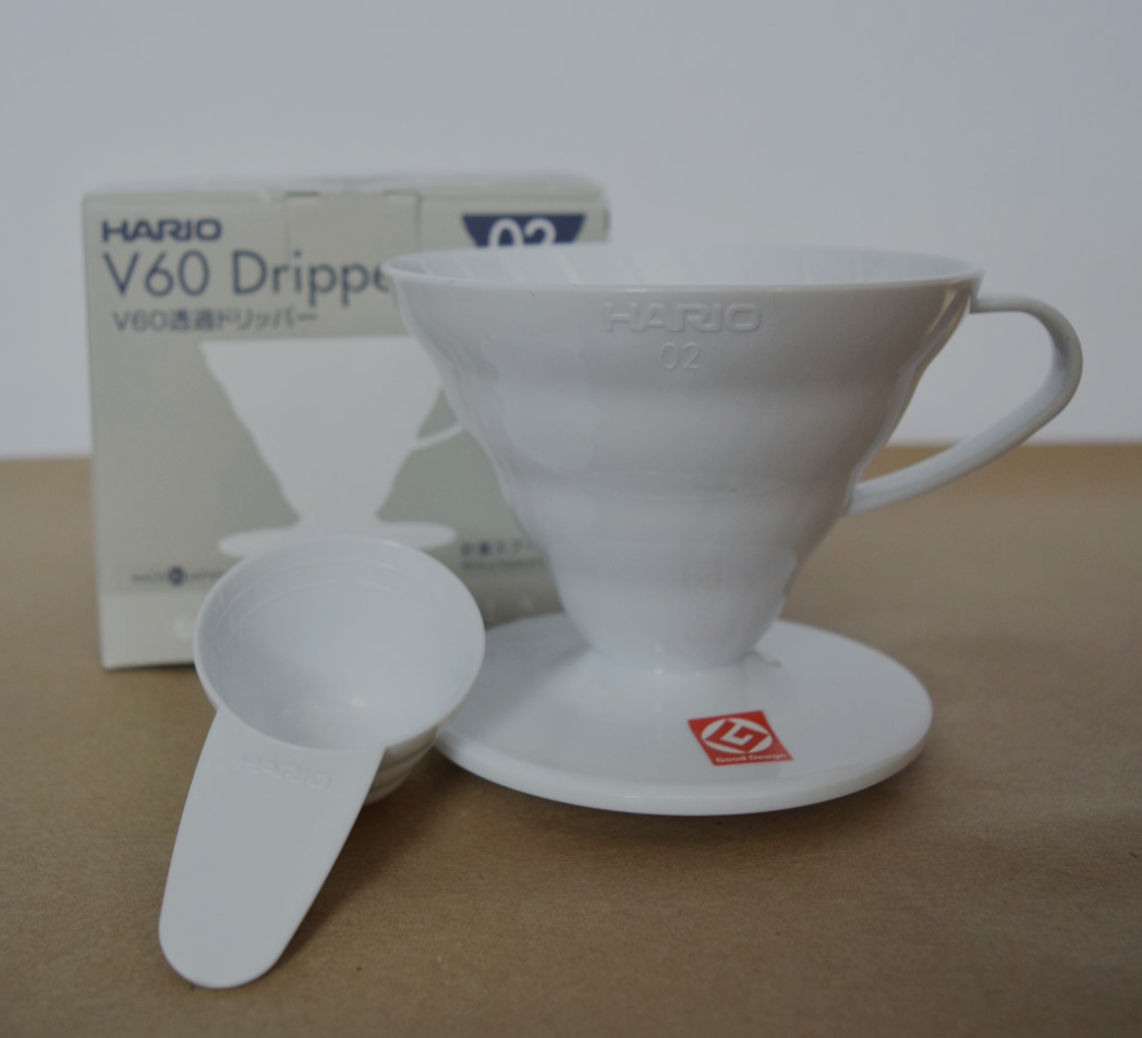 V60 Plastic Coffee Dripper 02 Classic White - Hario