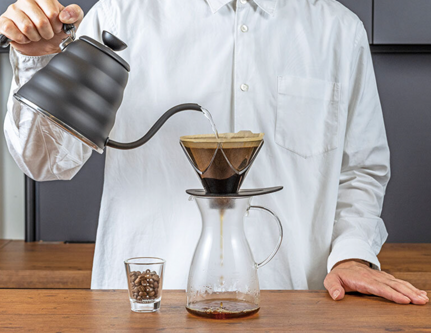Gotero V60 One Pour MUGEN - HARIO